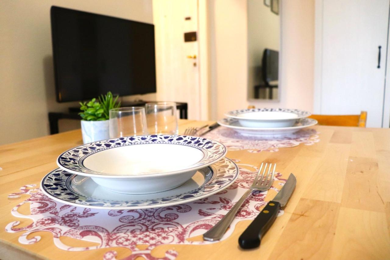 * La Casa Di Arti * 25 Min Dal Duomo Apartment Milano Ngoại thất bức ảnh